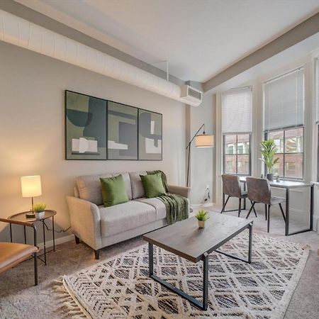 Frontdesk Osborn Apts Downtown Cleveland Apartment ห้อง รูปภาพ